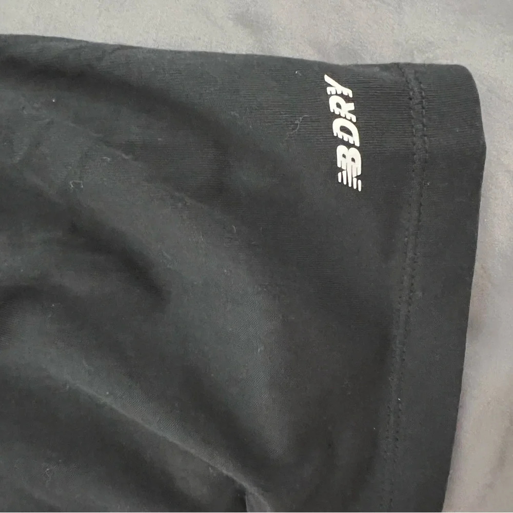 Men’s New balance tshirt - Picture 3 of 4